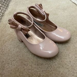 Toddler girls Size 10 Blush Patent leather Heels